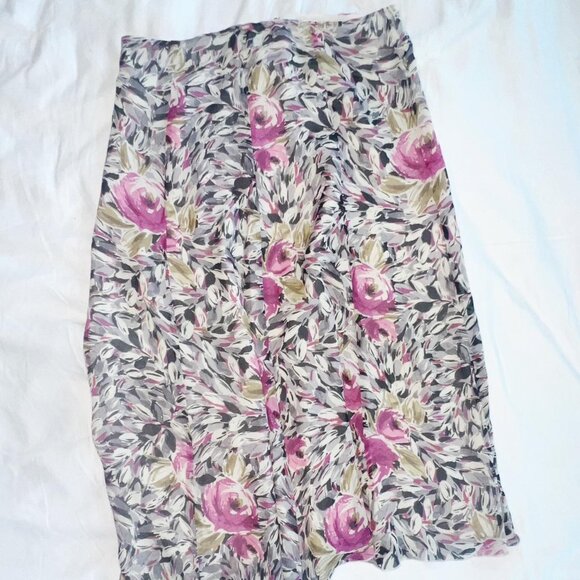 Vintage Pink and black floral print skirt - Picture 1 of 5